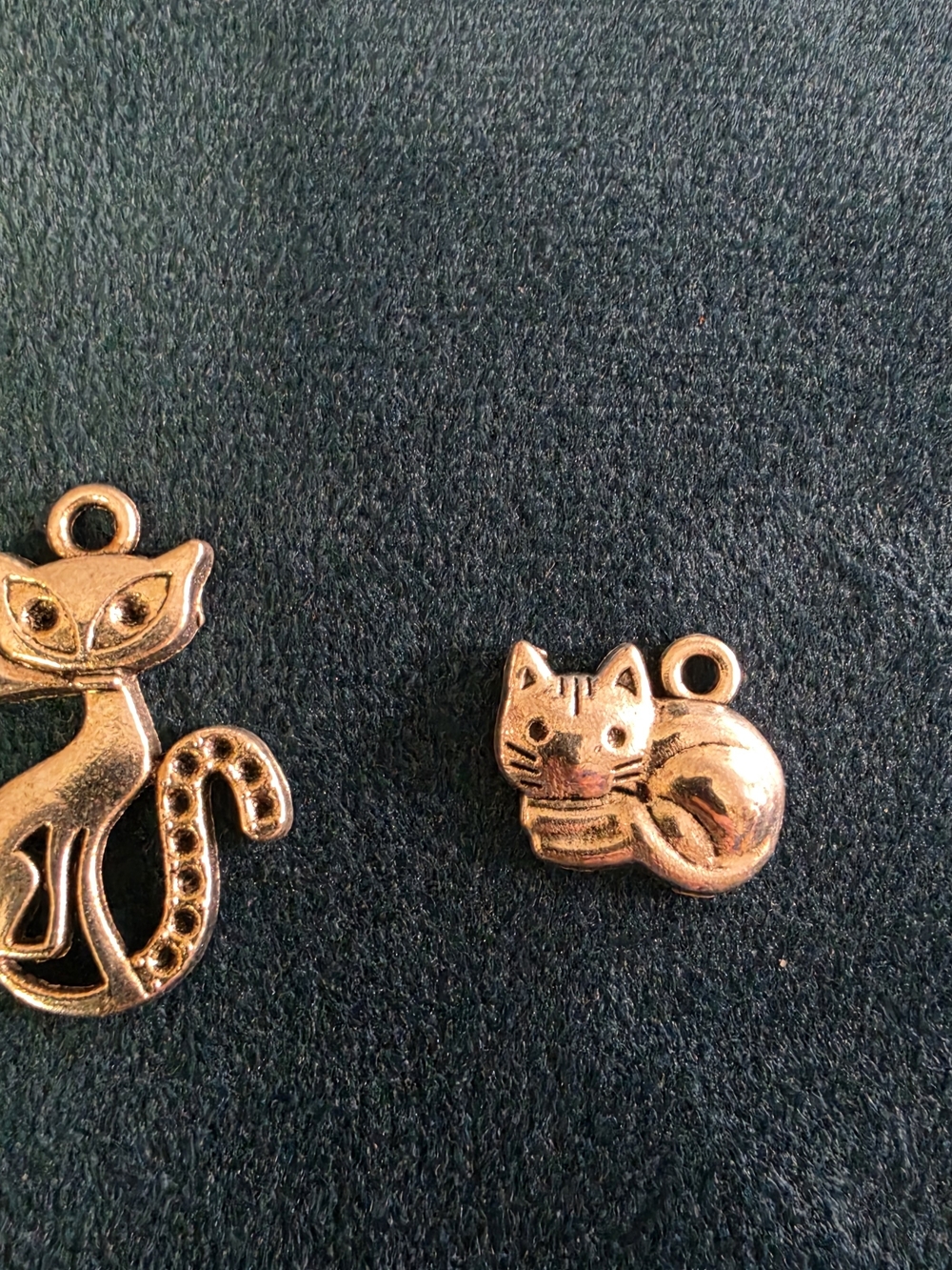 Cat Charm Pendant Set - Silver Tone Cat Charms for Collars & Accessories